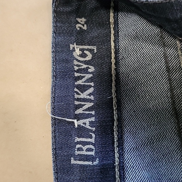 Blank NYC Size 24 Dark Wash Skinny Jeans.  Excellent Used Condition - Picture 8 of 13